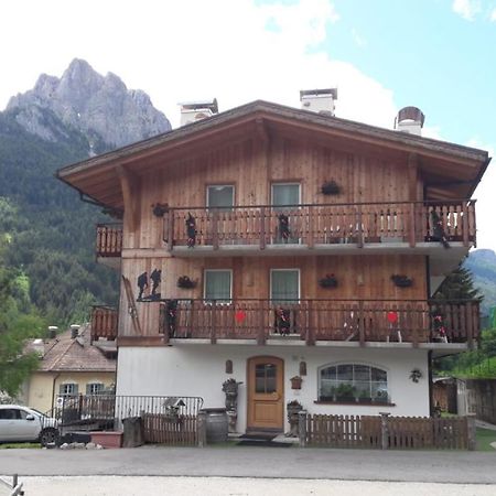 Ciasa Ciampedie Vigo di Fassa Buitenkant foto